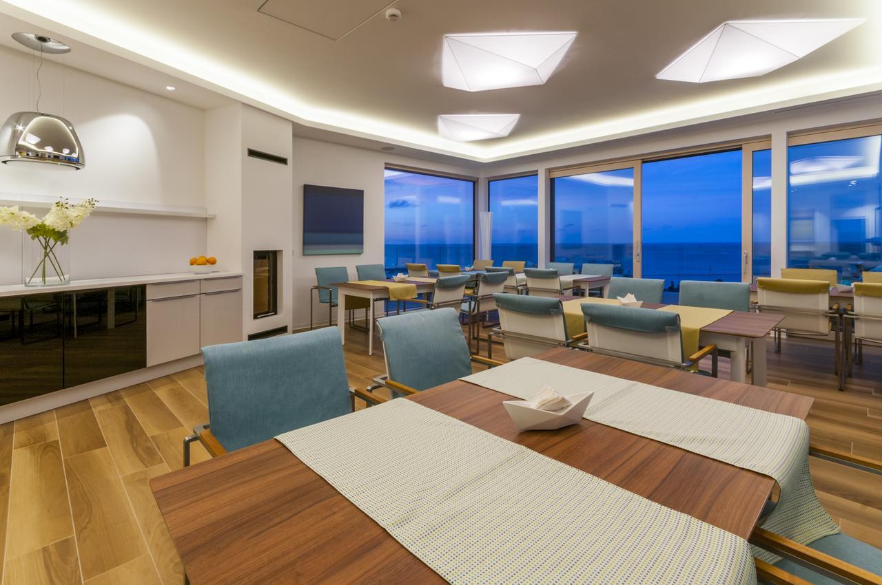 Przystan Mechelinki- Marina Del Mar Hotel ภายนอก รูปภาพ