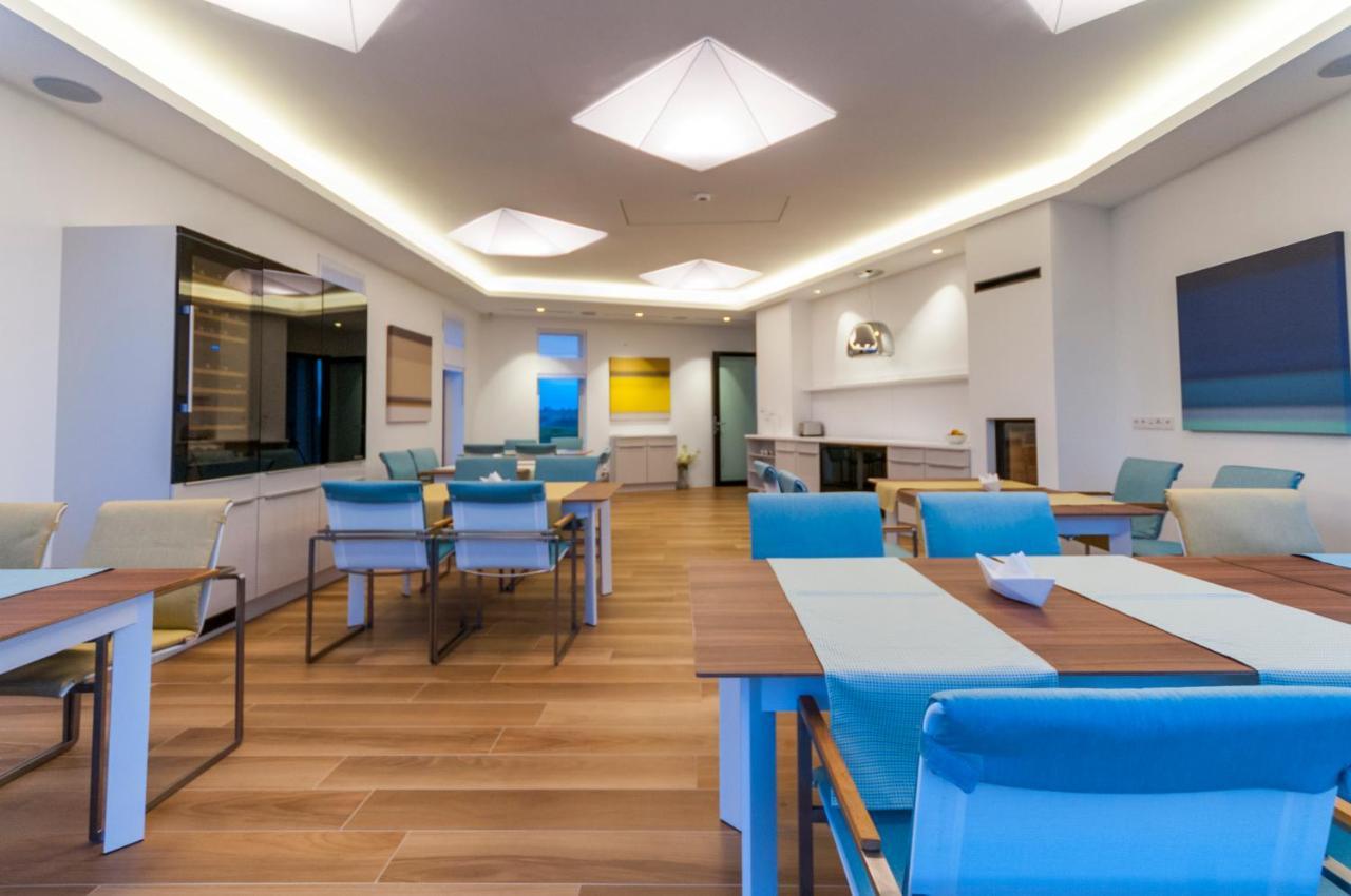 Przystan Mechelinki- Marina Del Mar Hotel ภายนอก รูปภาพ